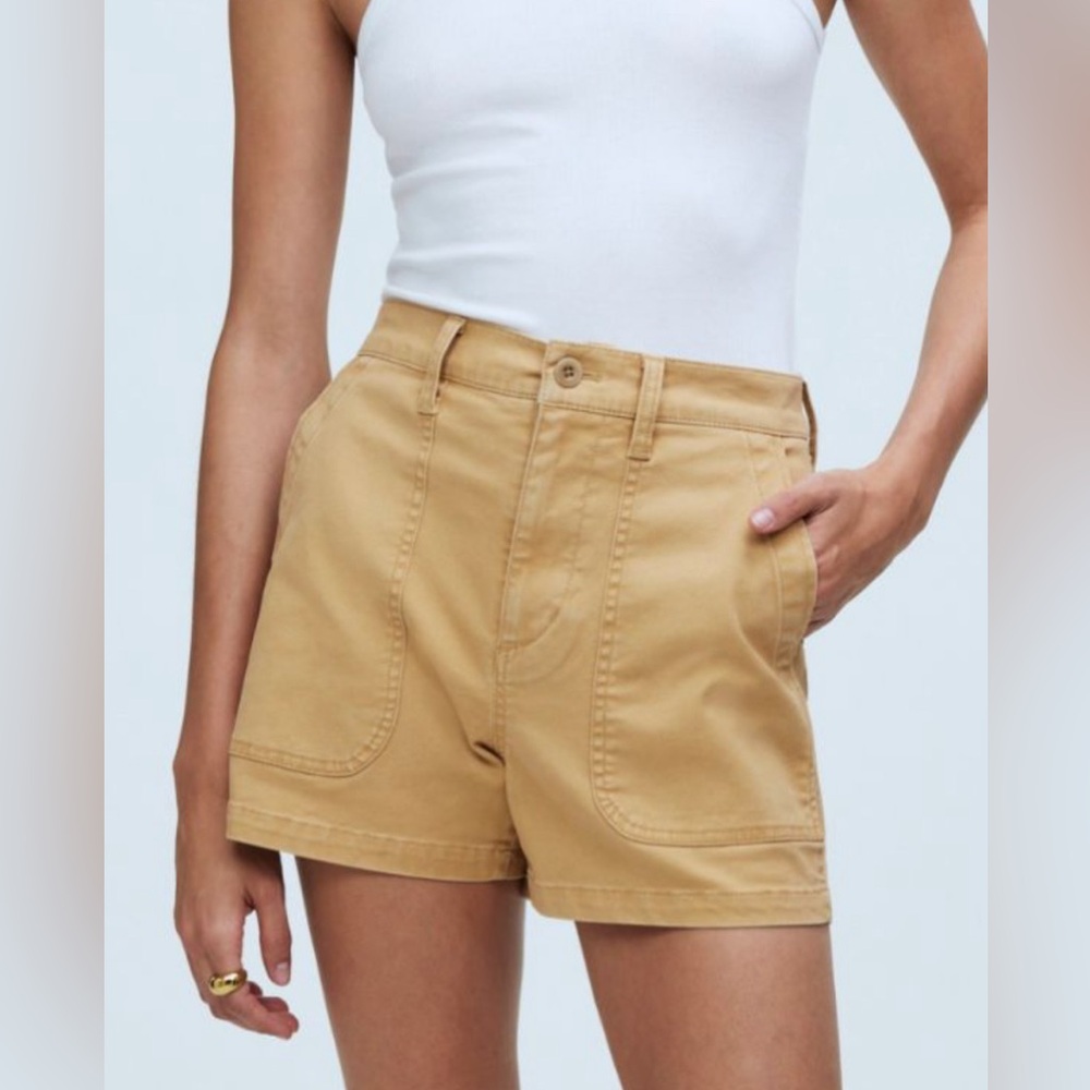 Madewell high rise brown shorts. Women size 31